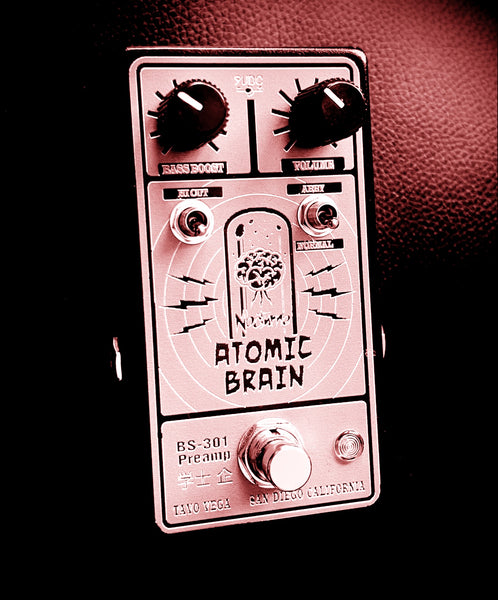 ATOMIC BRAIN® 301 Analog preamp - for Guitar, Pedal Steel, Keys & Bass. Full Dynamic preamp booster