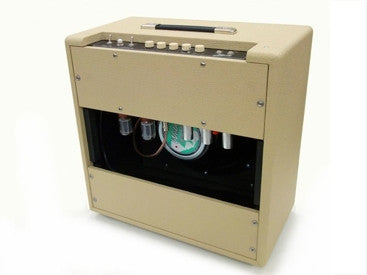 the BLONDESHELL™ 63 Combo amp