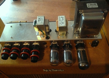 the MOONSHINE'39 Combo, a reproduction prewar EH-185 octal tube amp